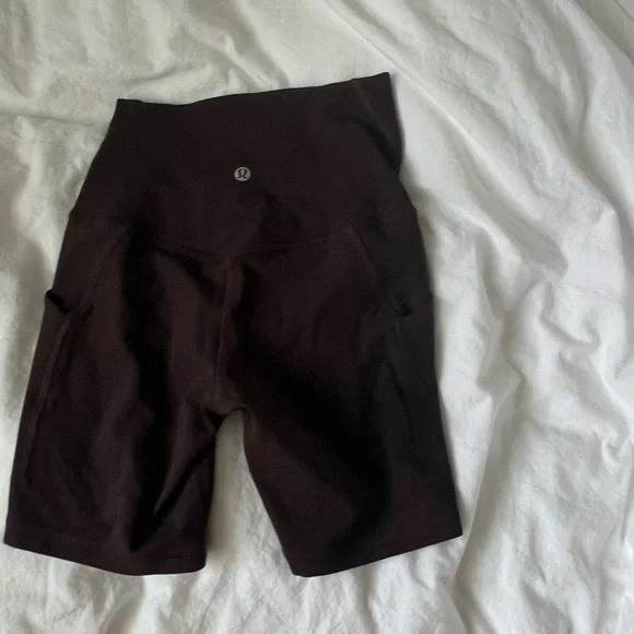 lululemon align with pockets shorts - Picture 2 of 2